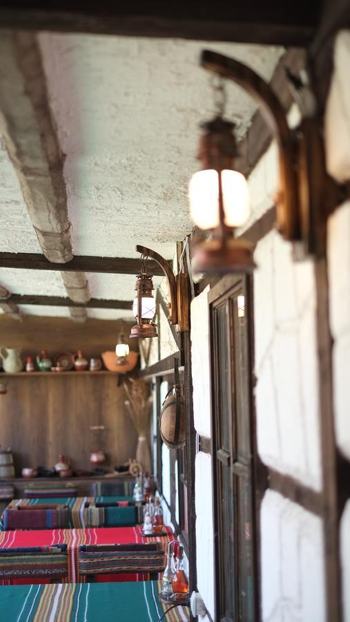 The Monastery Guest House Koshov Buitenkant foto